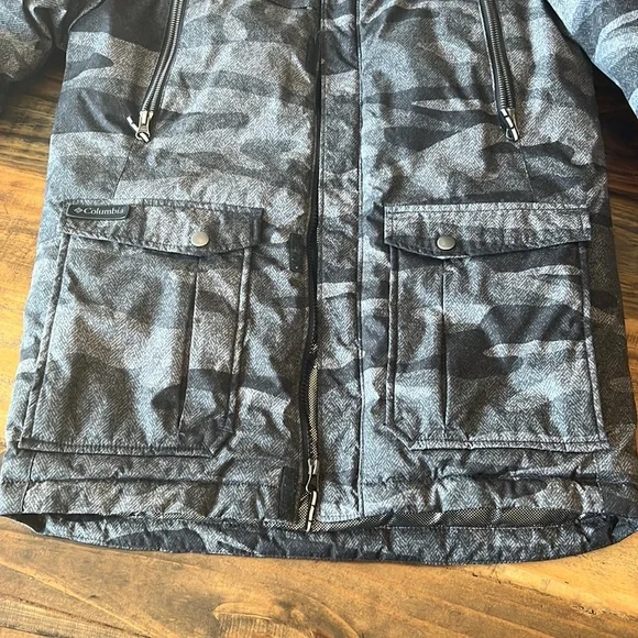 Columbia Boys Snow/Winter Jacket - Picture 2 of 14